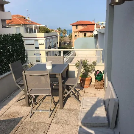 Le Ponteil Apartment