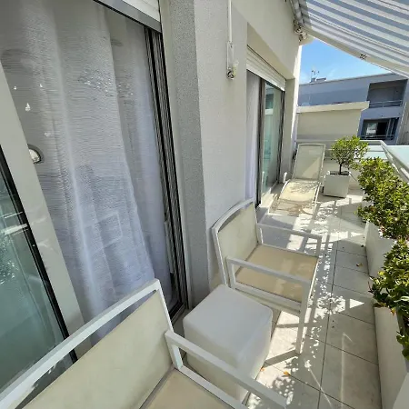 Apartment Le Ponteil