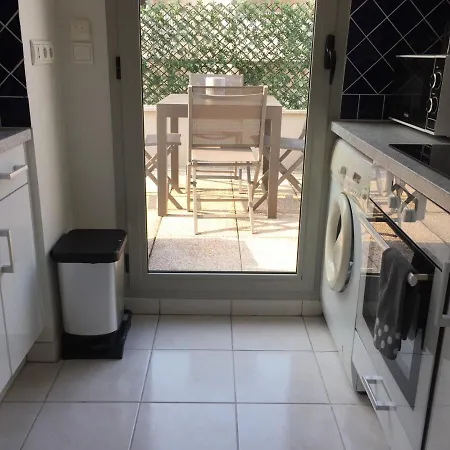 Le Ponteil Apartment